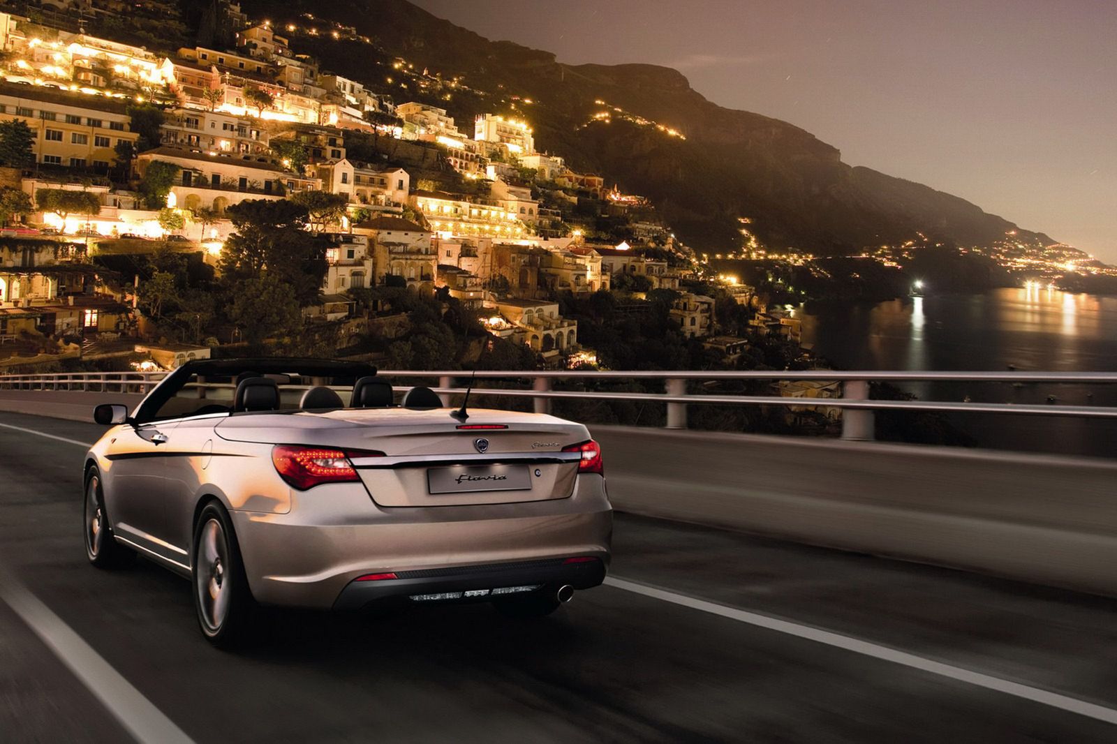 2013 Lancia Flavia - obszerna galeria włoszki z amerykańskimi korzeniami 17