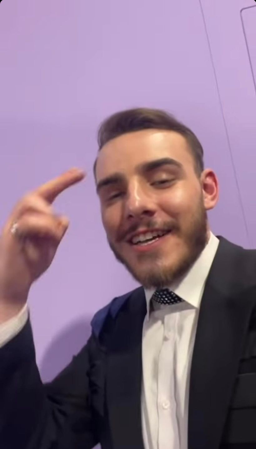 Krystian Ochman dziękuje za wsparcie
