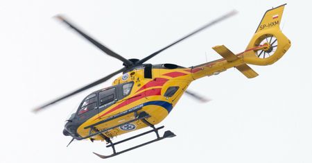Maszyna wciągnęła 30-letniego pracownika. Na miejscu prokurator