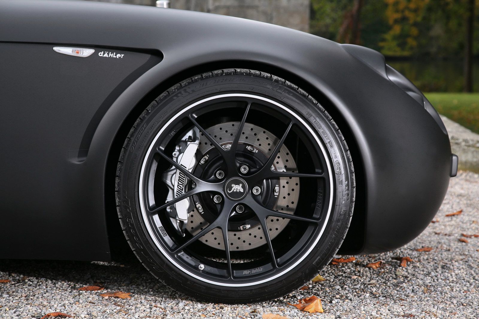Wiesmann MF5 Black Bat