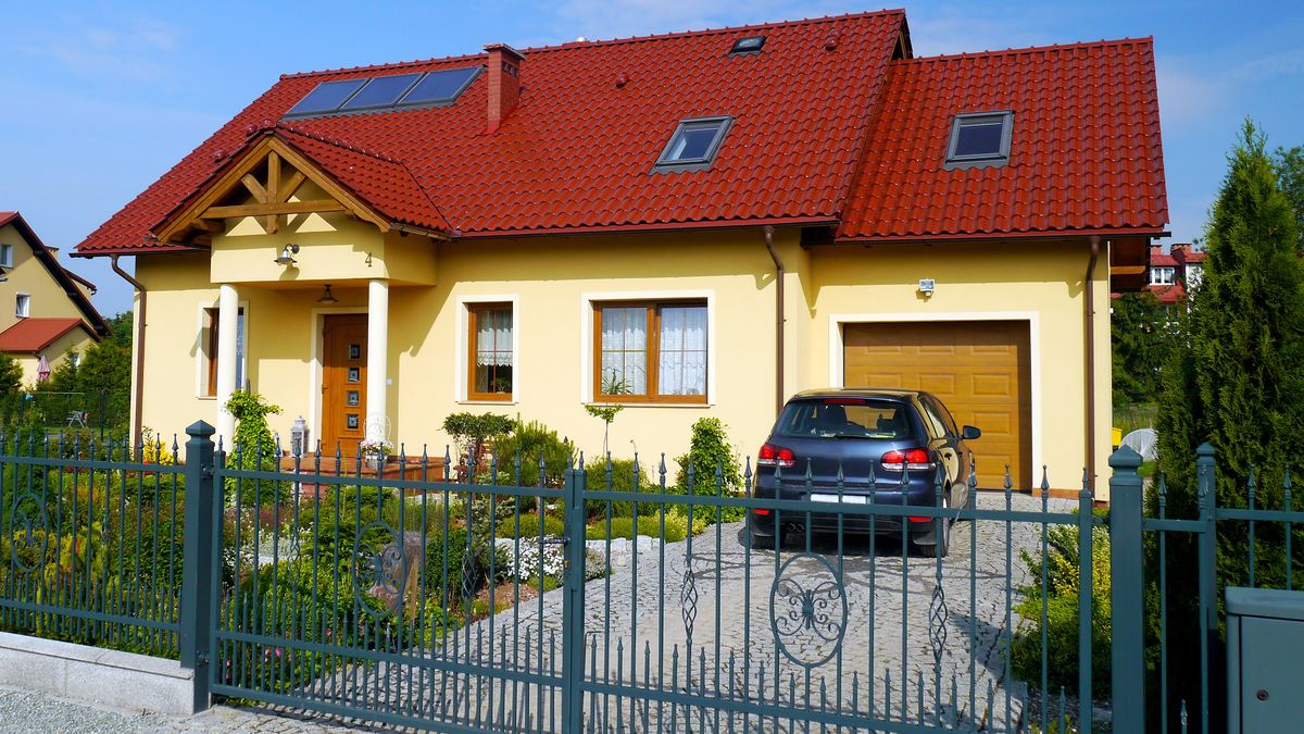 house, home, cottage, dwelling, detached, fence, iron, gate, car, sky, sunny, summer, poland, eastern europe, windows, plaster, stucco, yard, parking, lot