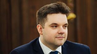 Dawid Kacprzyk zwrócił kolejne pieniądze. Tyle zarabiał na godzinę w drugim szpitalu