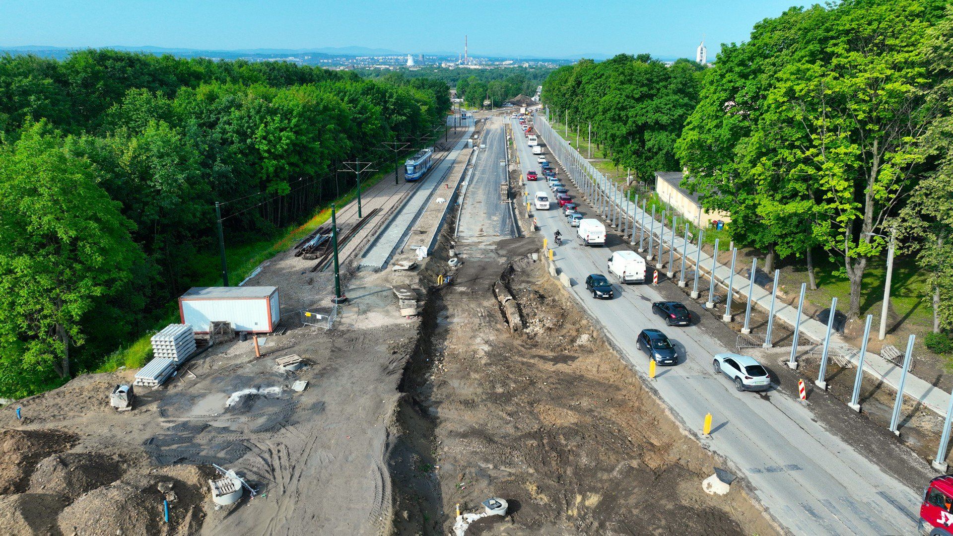 Trwa przebudowa pierwszego odcinka ul. Kocmyrzowskiej