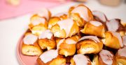 Poduszeczki serowe z ciasta drożdżowego. Smakują jak u babci