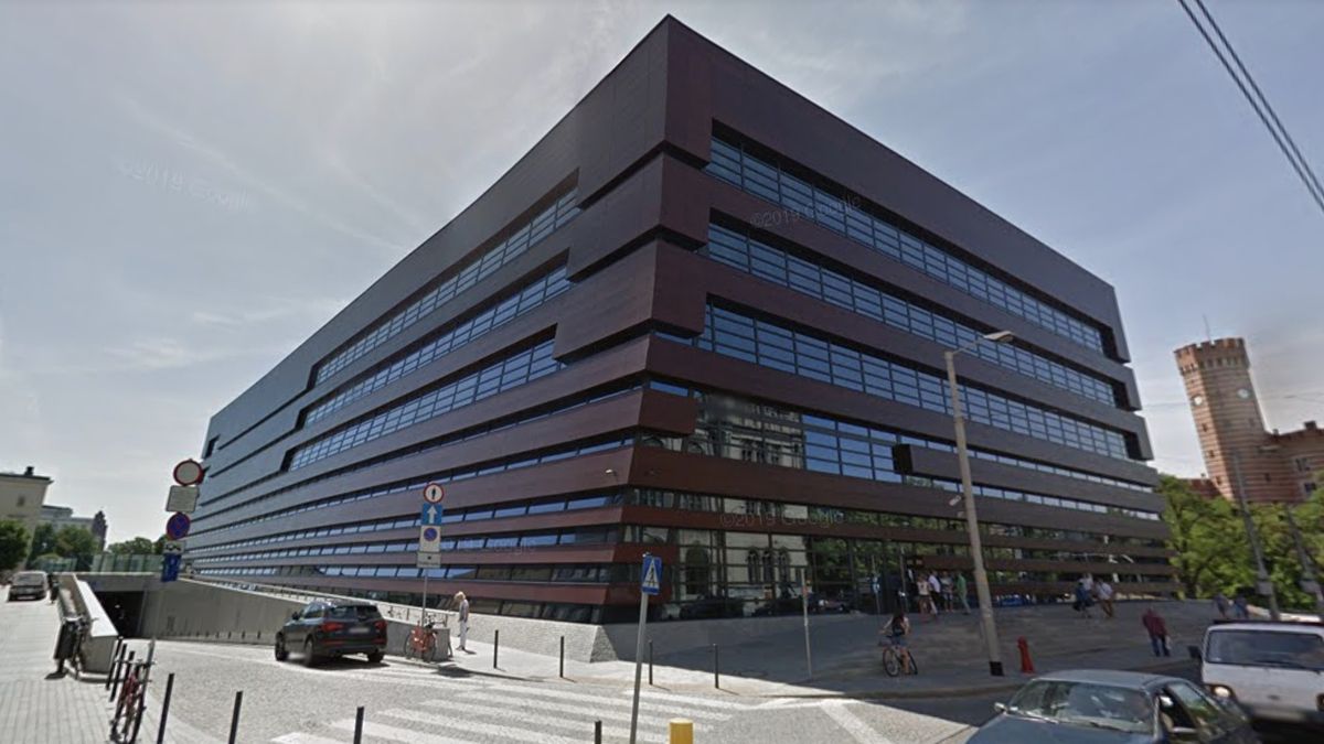 Wrocław. Parking przy NFM dostępny dla gości. Pojawił się nowy cennik