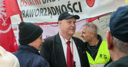Prezes TK zwrócił się do szefa KGP. Chodzi o legitymowanie sędziów