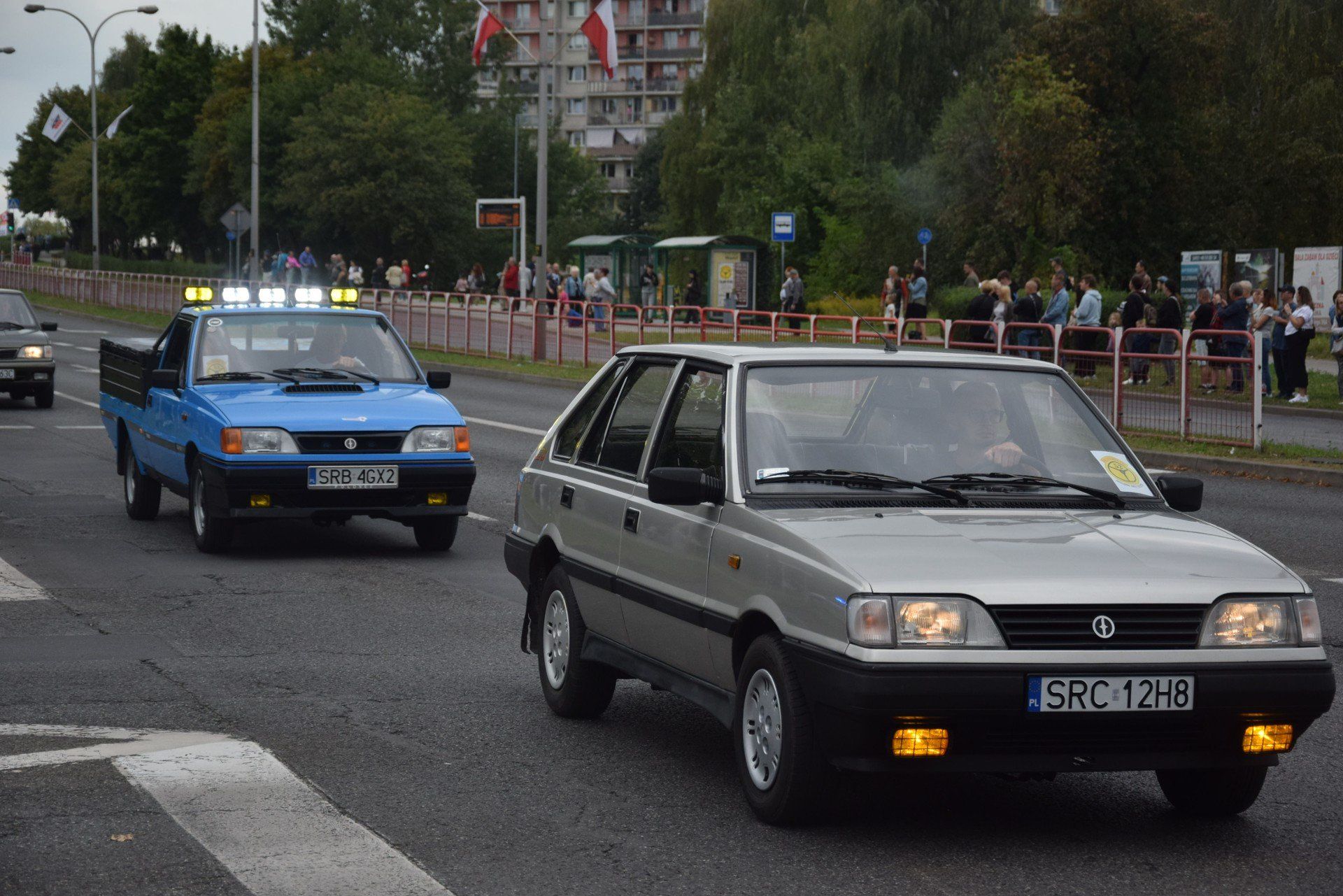 Parada aut z okresu PRL w Jastrzębiu