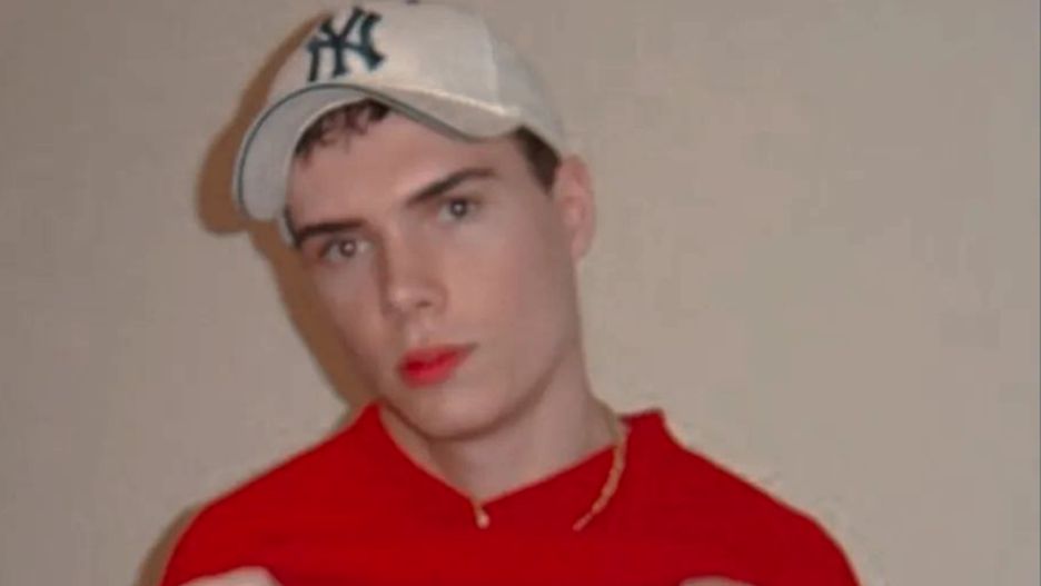 Luka Magnotta wrzucił do sieci filmik, na którym dokonuje morderstwa