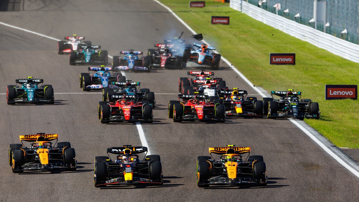 SUZUKA, JAPAN - SEPTEMBER 24: Contact between multiple cars at the start of the race during the F1 Grand Prix of Japan at Suzuka International Racing Course on September 24, 2023 in Suzuka, Japan. (Photo by Mark Peterson ATPImages/Getty Images)
