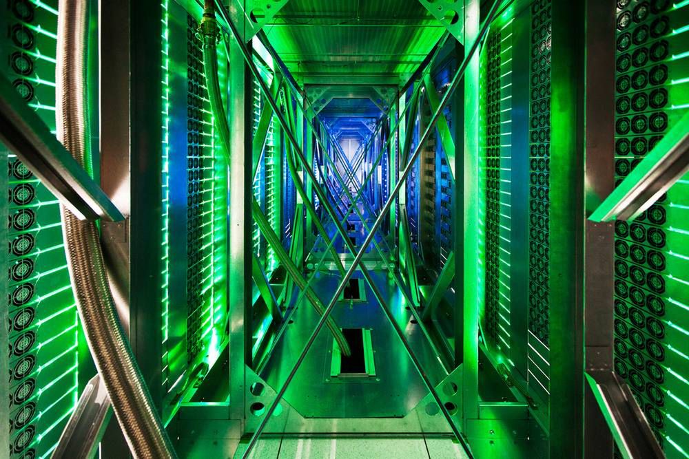 Google gra w zielone (technologie) i pokazuje fantastyczne zdjęcia data center 6