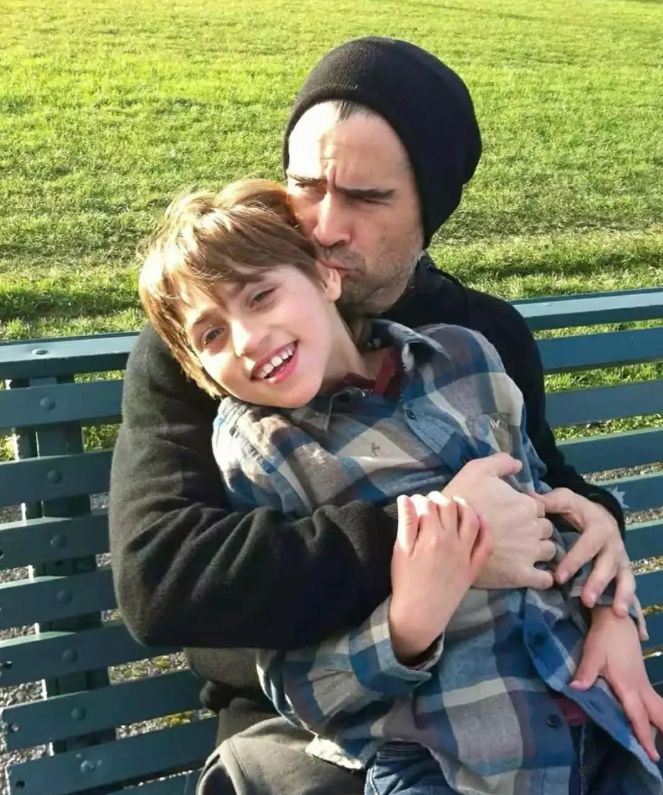 Colin Farrell i James