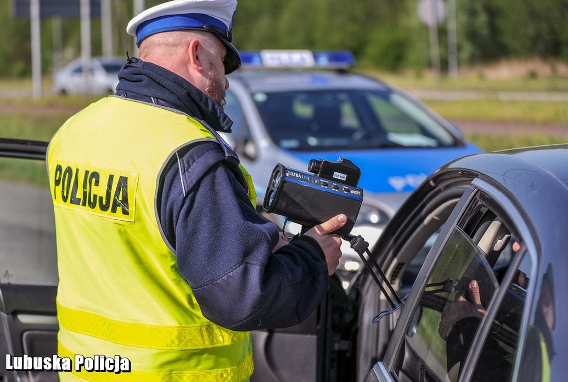 Starości mają zatrzymywać prawa jazdy mimo wątpliwości. Wyrok NSA