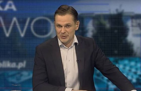 Łukasz Sitek zawieszony po informacji, że bez biletu awanturował się w pociągu i powoływał na pracę w TVP Info