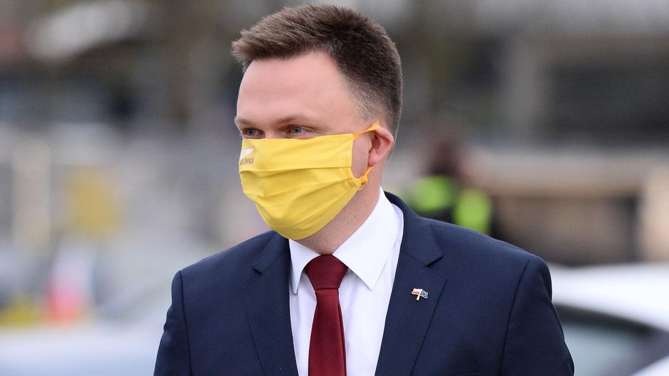 Szymon Hołownia w maseczce