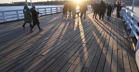 W 2025 roku kilka długich weekendów i 14 dni ustawowo wolnych od pracy