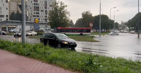Pomarańczowy alert dla Lubelszczyzny. W poniedziałek możliwe gigantyczne ulewy i podtopienia