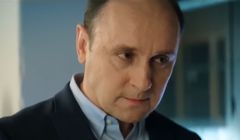 Adam Woronowicz na spotkaniu klasowym reklamuje pożyczkę w ING Banku Śląskim (wideo)