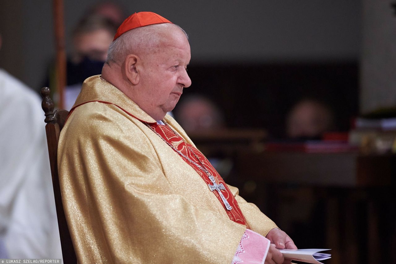 Kardynał Stanisław Dziwisz honorowym obywatelem miasta Ruzomberok. Otrzymał też złoty medal