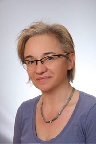 Małe dzieci często zmagają się z infekcjami, bólem gardła czy katarem