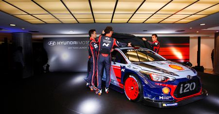 Hyundai i20 Coupe WRC spec 2017 - pierwsze auto WRC na nowy sezon