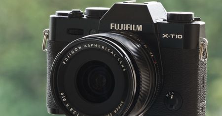Fujifilm X-T10 - skromnie i klasycznie [test]