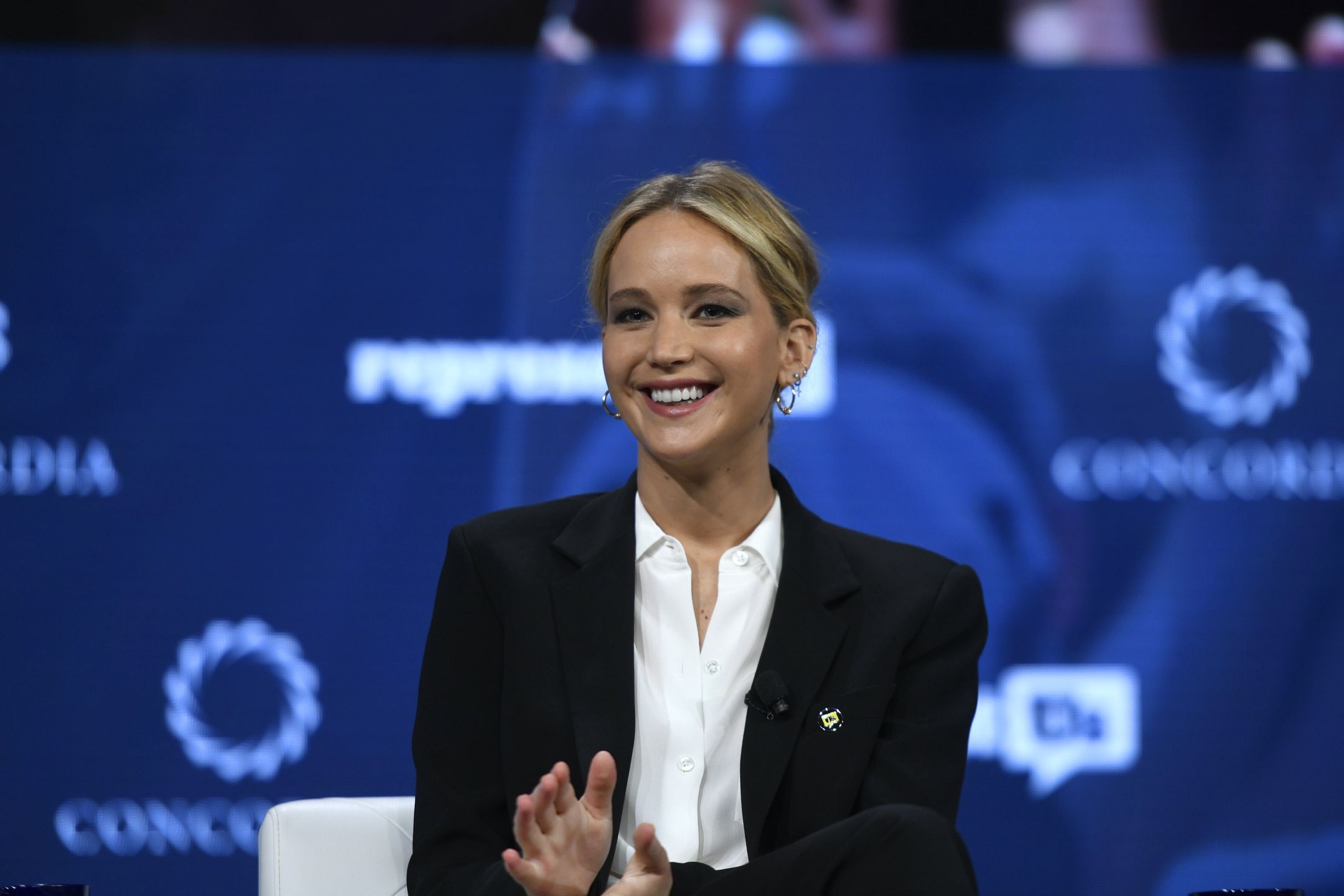  Jennifer Lawrence 