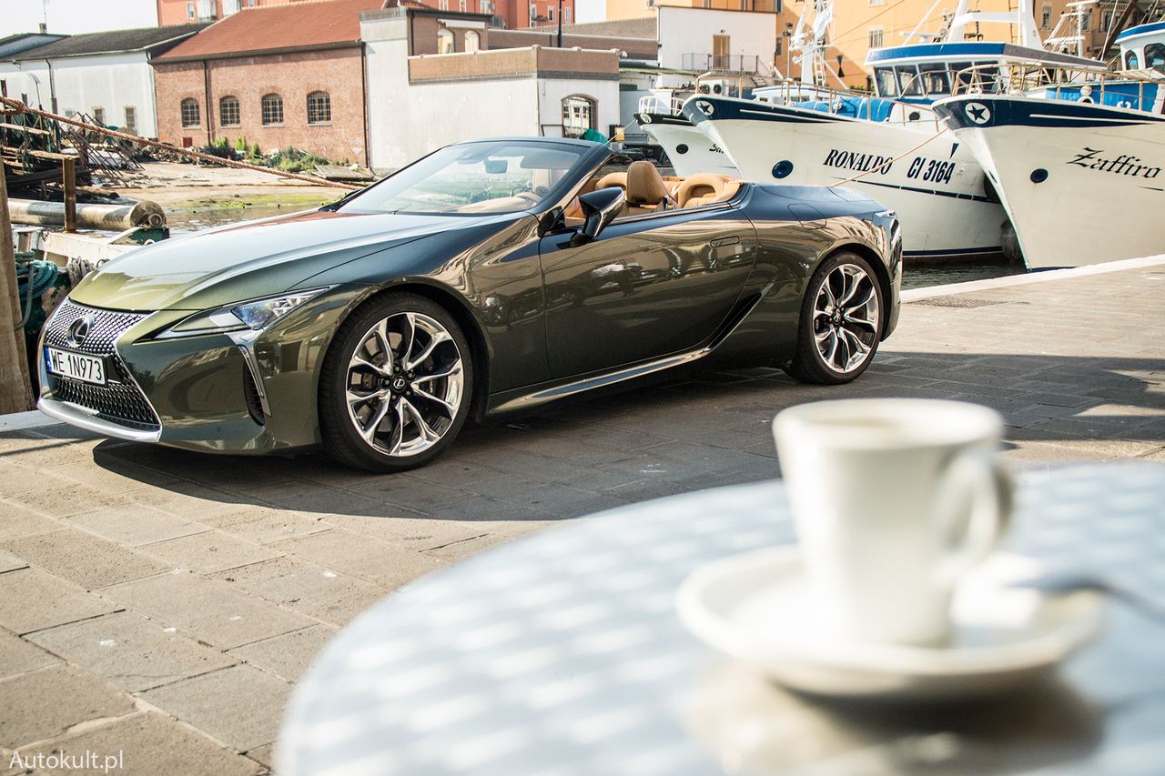 Lexus LC500 Convertible (2021)