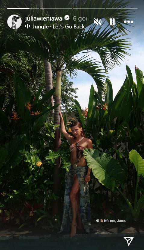 Julia Wieniawa pozuje na Bali