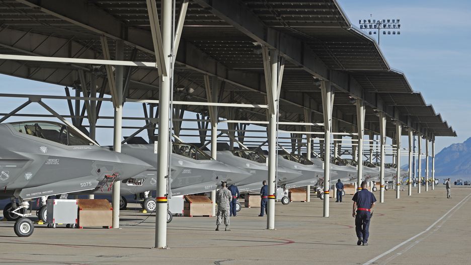 F35