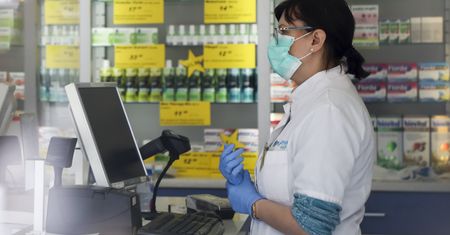 Płacą 12 tys. zł netto i mieszkanie. Szukają pracownika