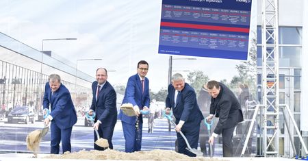 Klęska lotniska w Radomiu. "Analizy rozminęły się z rzeczywistością"