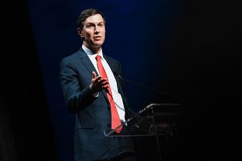 Zwerbowany haker z GRU wydał Rosjan. Szpiedzy na tropie zięcia Trumpa
