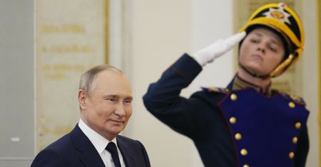 Dlaczego Putin zaczął osobiście dowodzić wojną? "To przypomina upadek Hitlera"