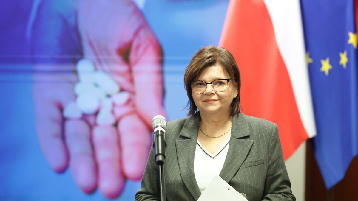 Minister zdrowia nt. listy lek�w refundowanych
14.03.2024 Warszawa Ministerstwo zdrowia o liscie lekow refundowanych, fot. Tomasz Jastrzebowski/REPORTER
N/z: Izabela Leszczyna
Tomasz Jastrzebowski/REPORTER