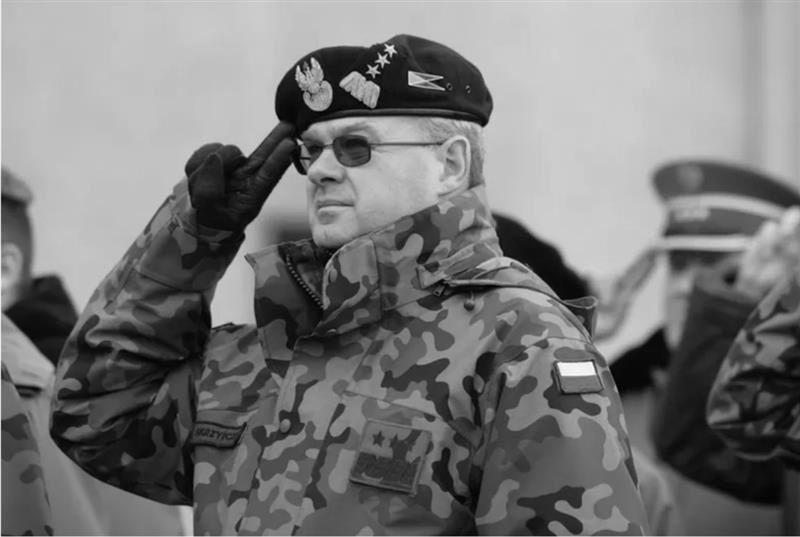 Generał Waldemar Skrzypczak nie żyje. Miał 69 lat