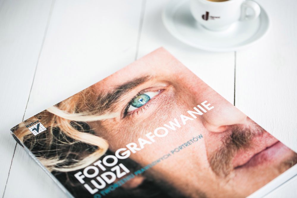 „Fotografowanie ludzi – o tworzeniu prawdziwych portretów“ – recenzja książki