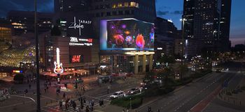 Warszawa jak Times Square? "Pan robi z nas kraj trzeciego świata"