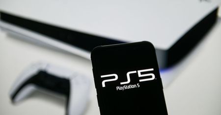 Hakerzy przejęli konta na Twitterze. Za ich pośrednictwem oferowali PlayStation 5