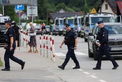 Po brutalnym zabójstwie. Policjanci przeszukują domy