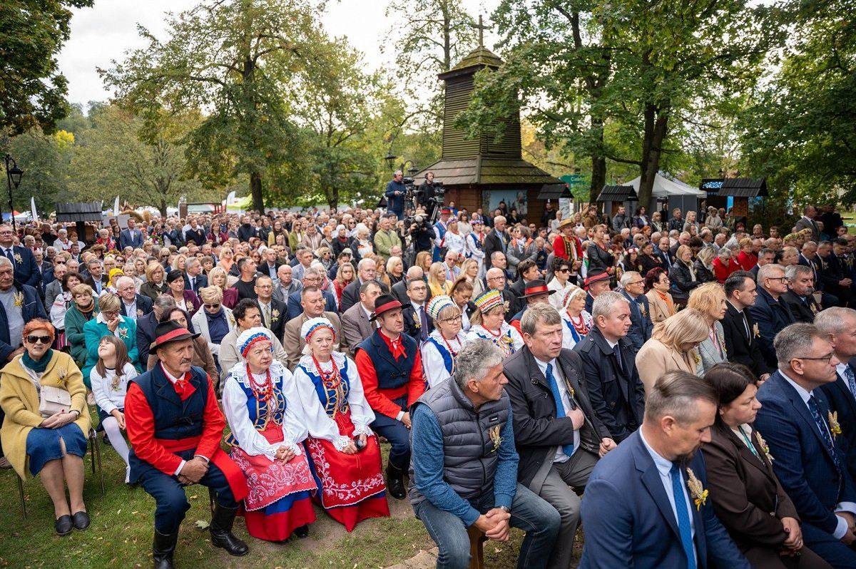 Spała: Dożynki Polskie 2025 – powrót do stuletniej tradycji w cieniu protestu