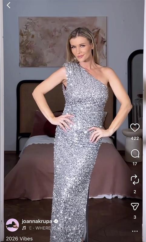 Joanna Krupa w cekinowej sukni 