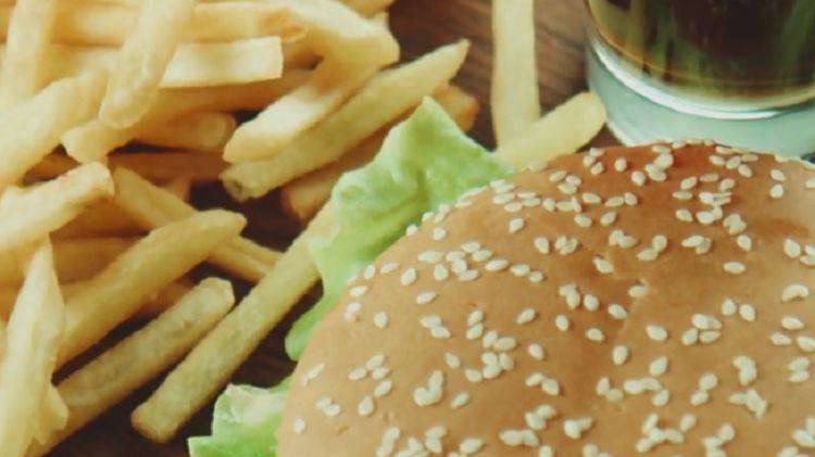 Niezdrowa dieta ma wpływ na poziom IQ 