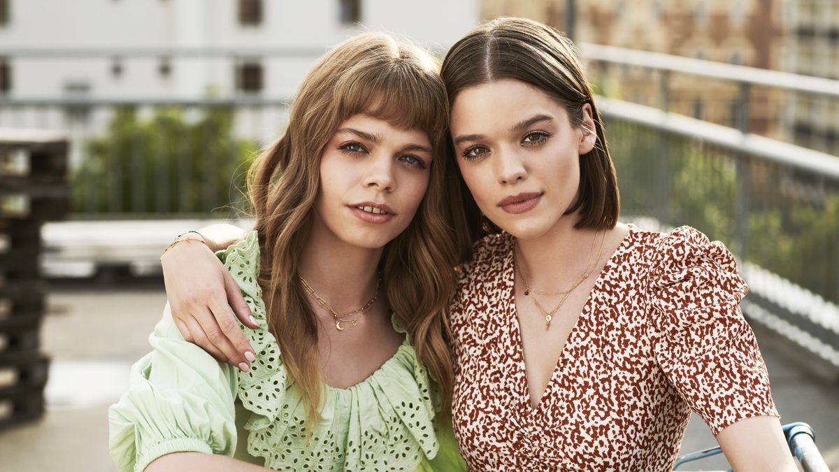 Jaką biżuterię kupić nastolatce