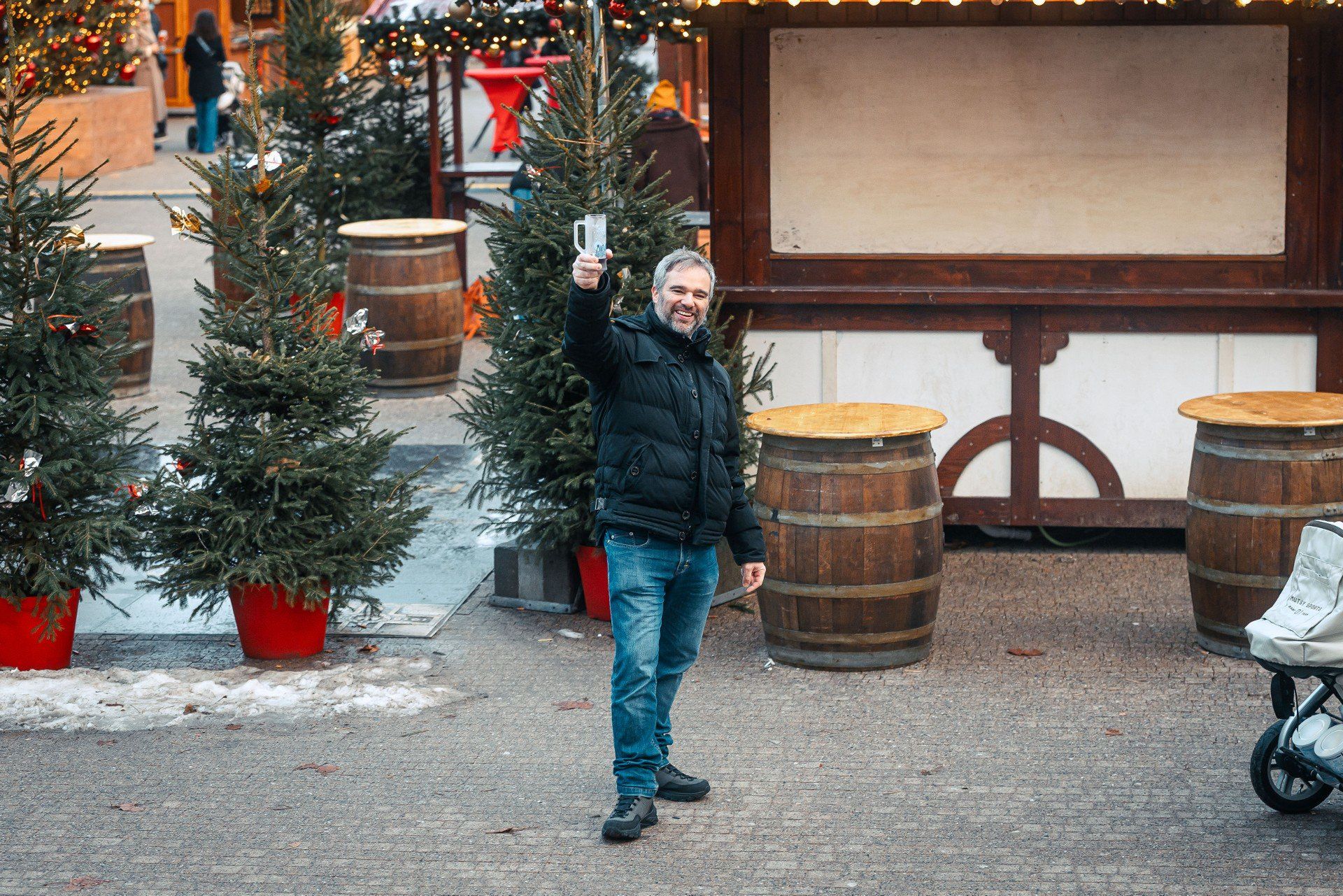 Jarmark na placu Wolności w pierwszy dzień grudnia