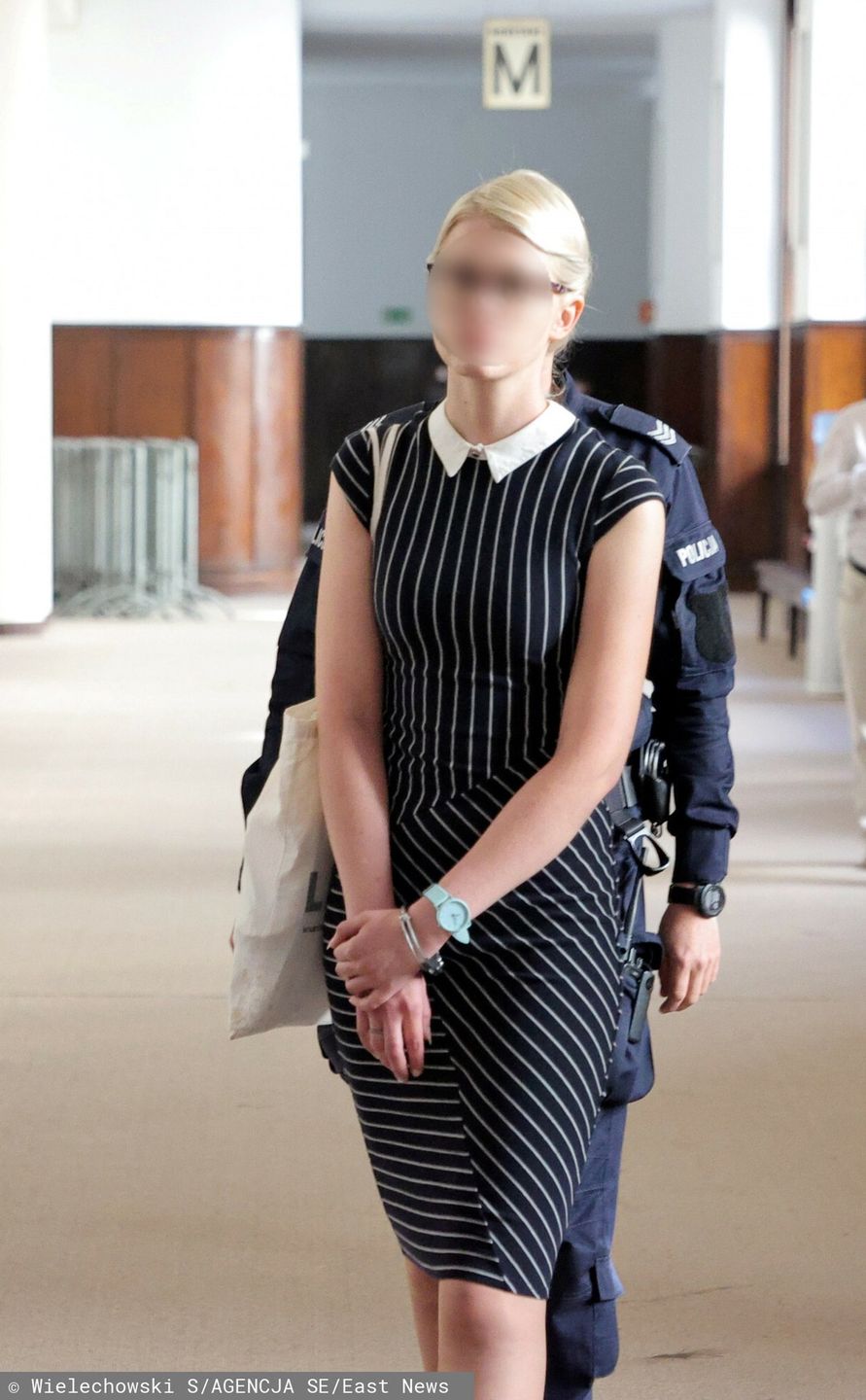 Karolina B. na rozprawie