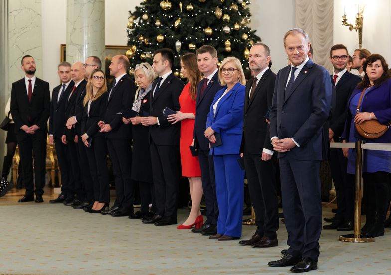 Donald Tusk już oficjalnie premierem. Nowy rząd został zaprzysiężony