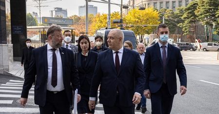 Atom z Korei dla Polski. "Mamy wesele, czas na małżeństwo"