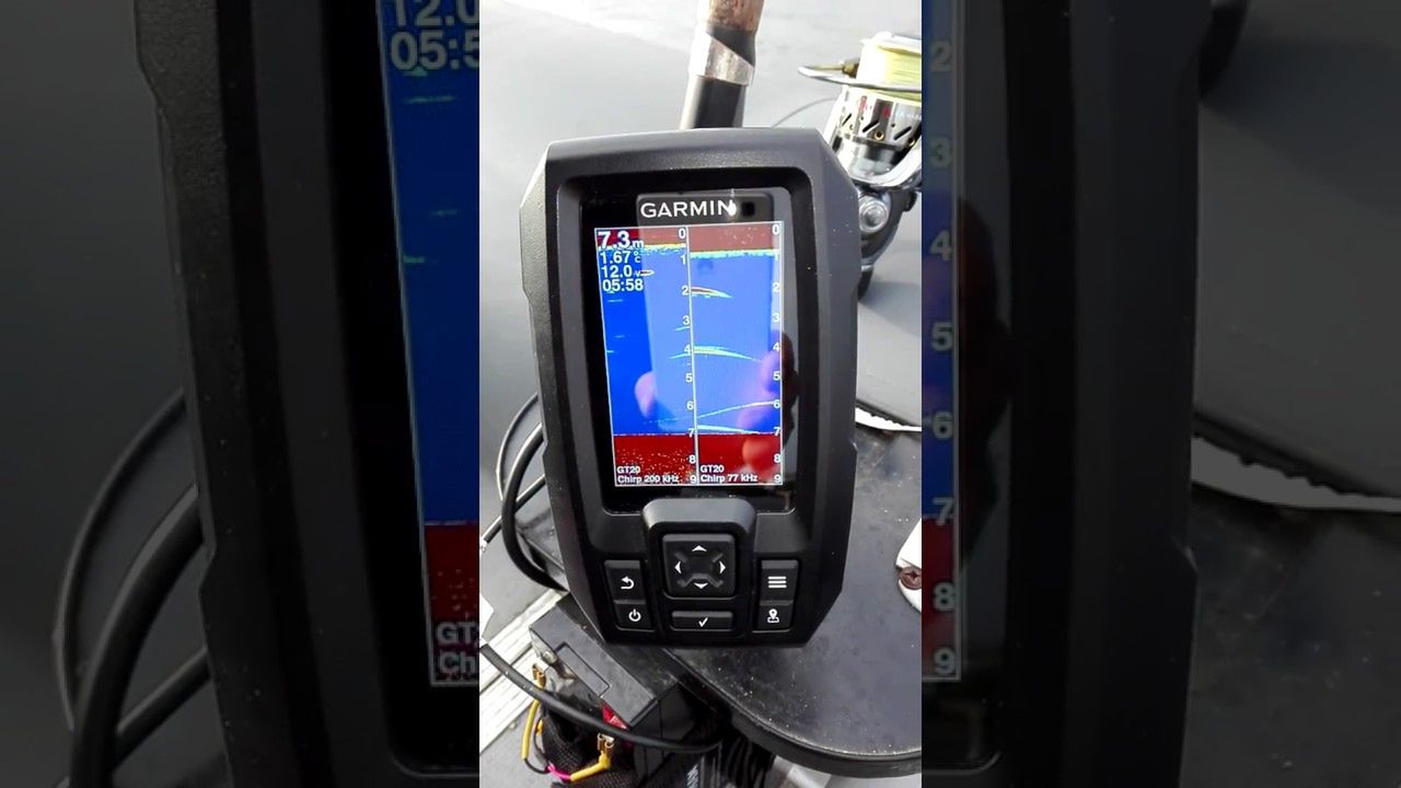 Echosonda wędkarska Garmin Striker 4. Podręczny sonar pokaże, gdzie kryją się ryby 3