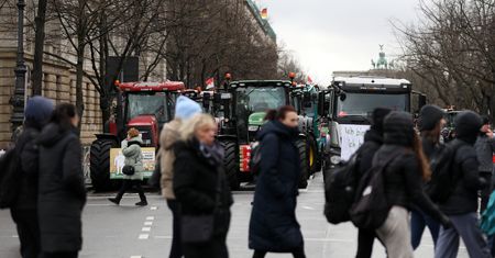Połowa Niemców w strachu przed Rosją. Wielu robi zapasy