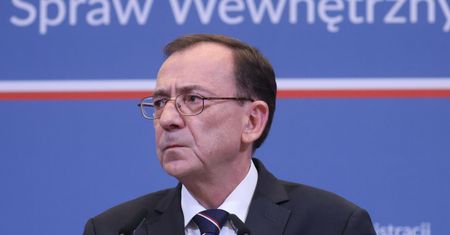 Kamiński przyłapany. Chwilę wcześniej mówił o łamaniu zasad